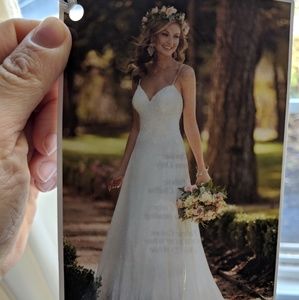 Lace and chiffon wedding dress